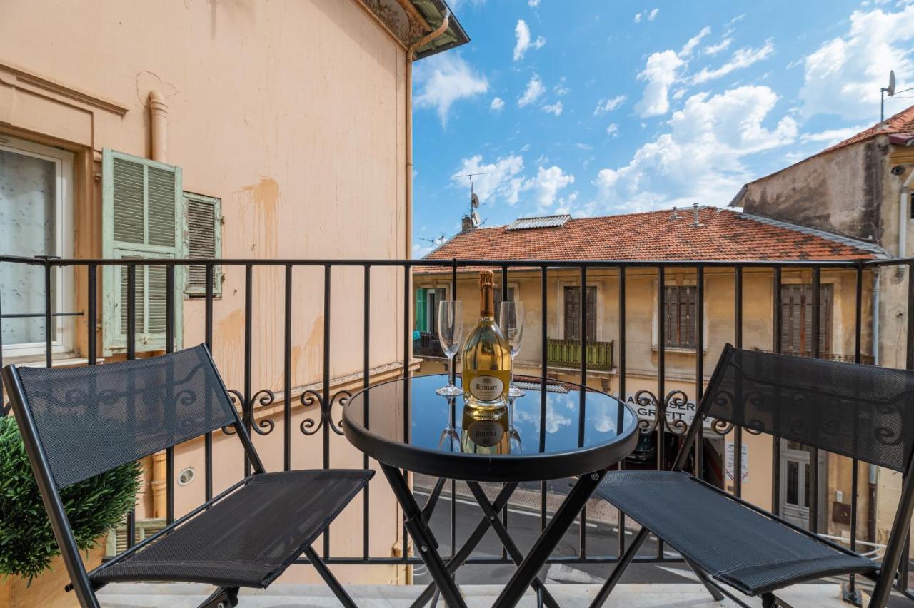 Superbe Appartement Avec Balcon Proche Monaco Beausoleil Exterior foto